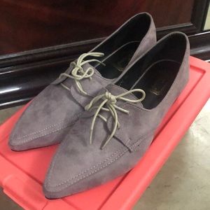New pair of Oxford flats needs a new owner!
